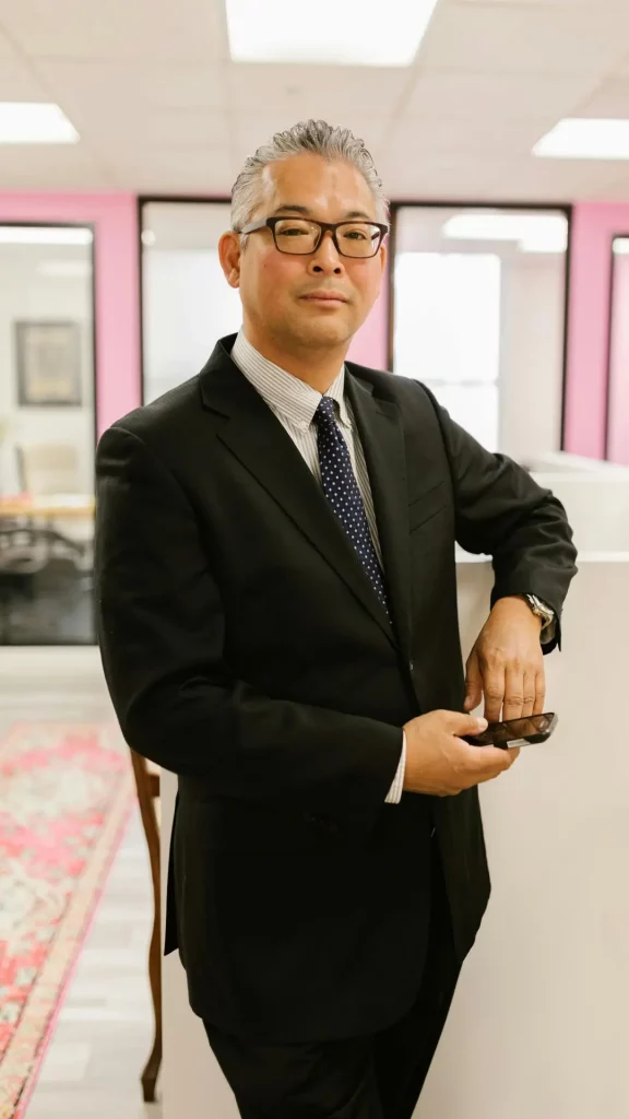 Director General de Synapsia liderando soluciones de TI